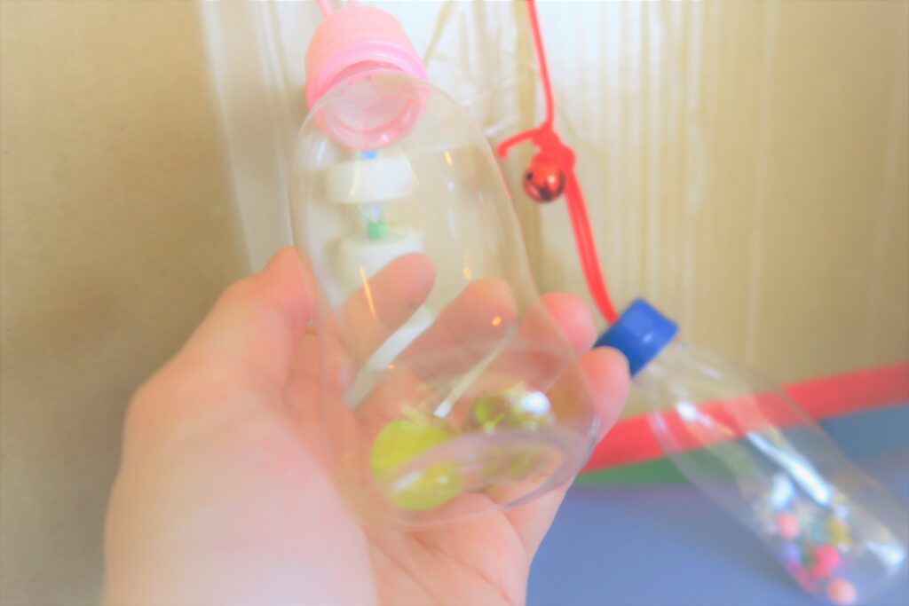 【保育士さん直伝☆センサリーボトルの作り方】R1ペットボトルで0歳赤ちゃんに手作り知育おもちゃ