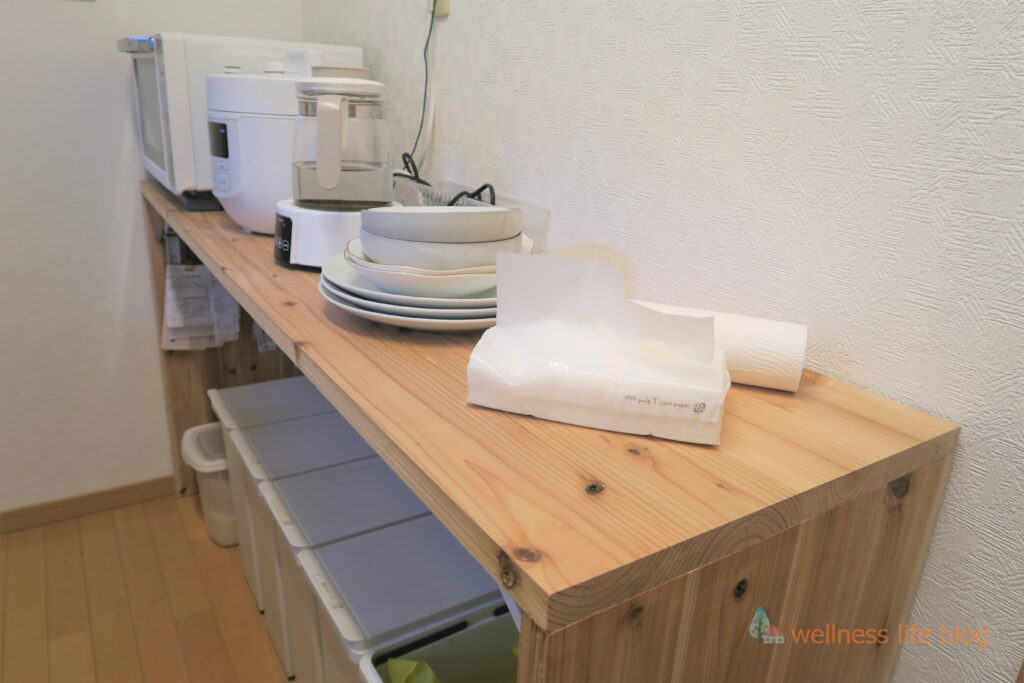 賃貸のインテリアを楽しもう！キッチンのレンジ台をDIYしたら、すっきりシンプルな快適空間に♪